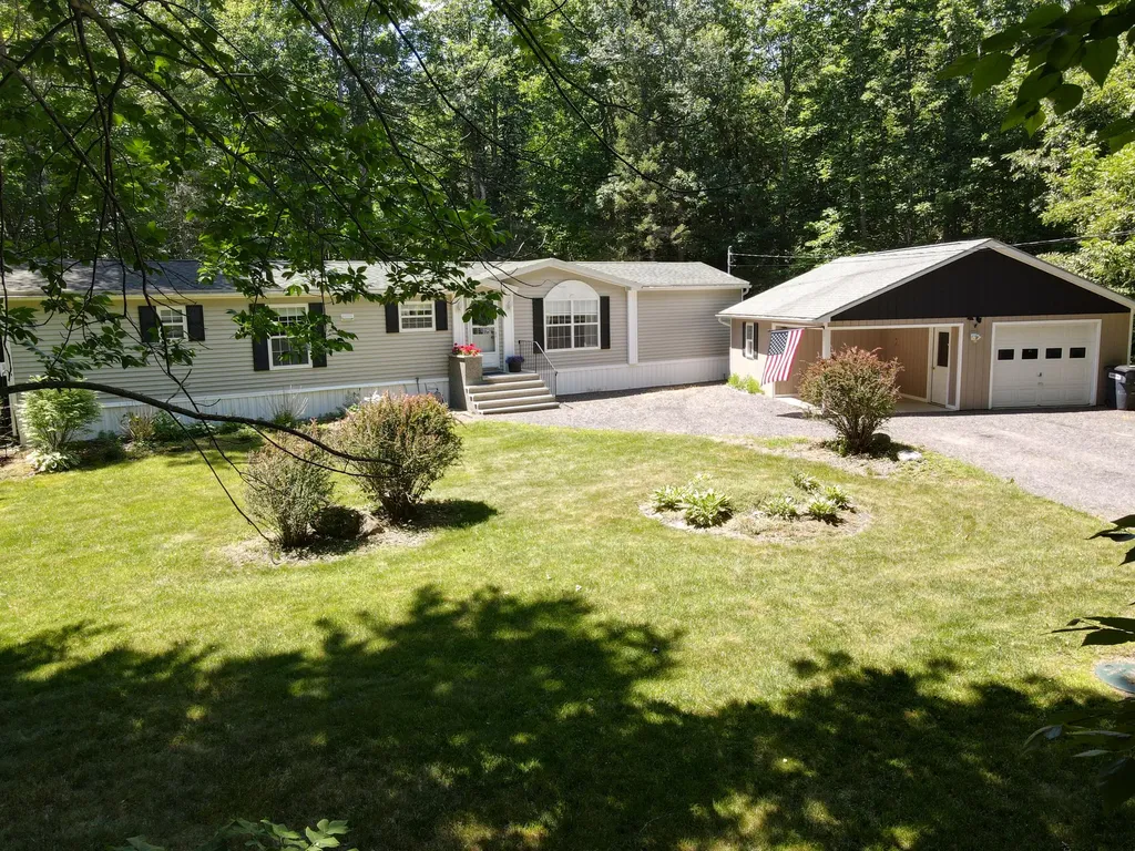 12 Forest Hills Drive Levant ME 04456