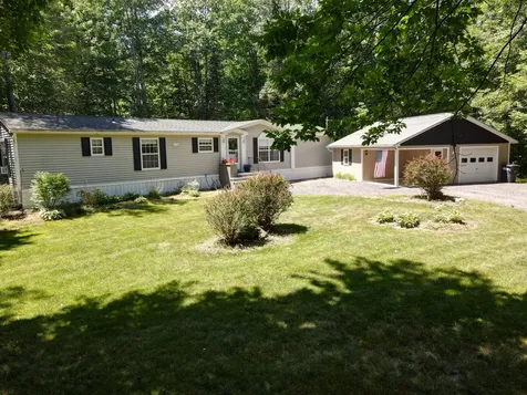 12 Forest Hills Drive Levant ME 04456