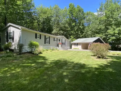 12 Forest Hills Drive Levant ME 04456