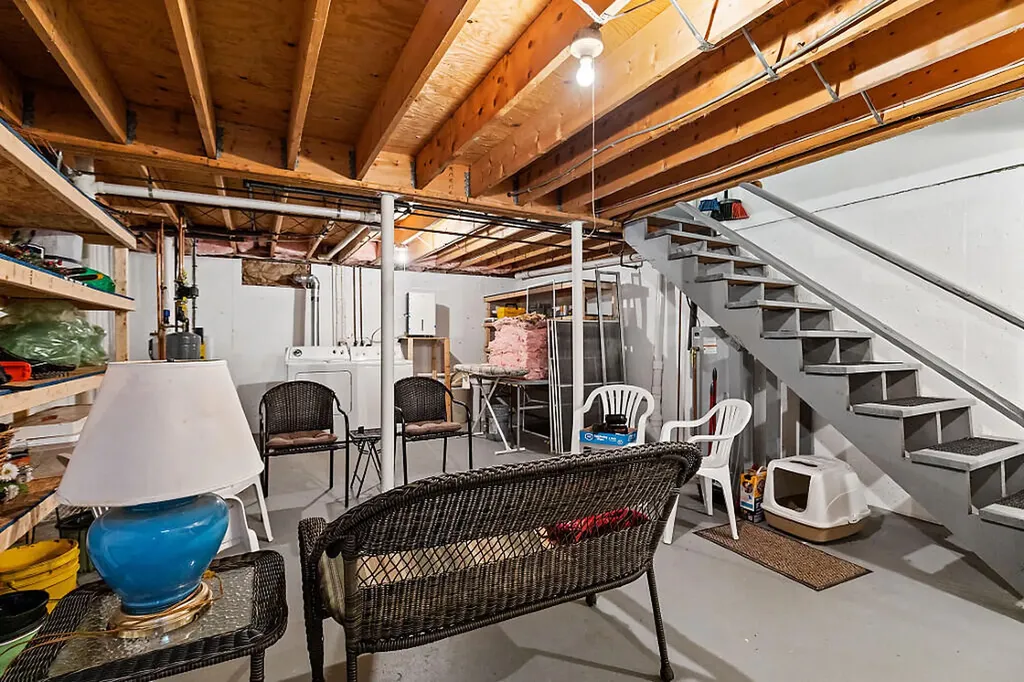 83 Middle Street Hallowell ME 04347