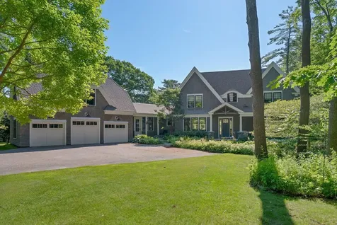109 Foreside Road Falmouth ME 04105