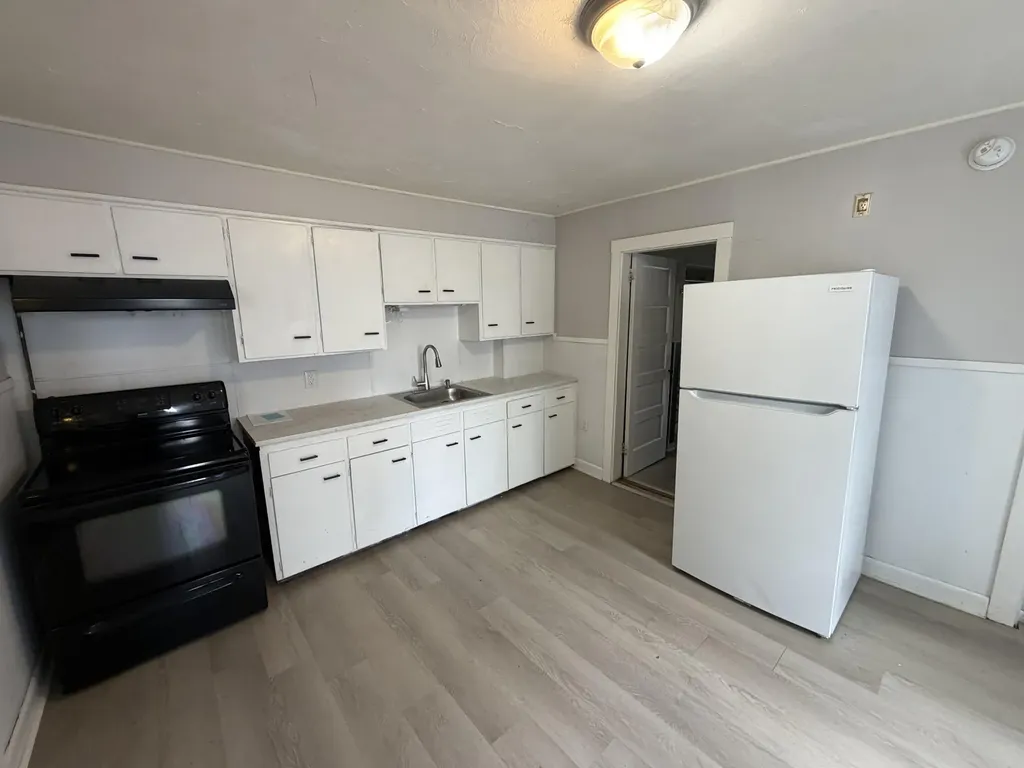 42 Spruce Street Sanford ME 04073