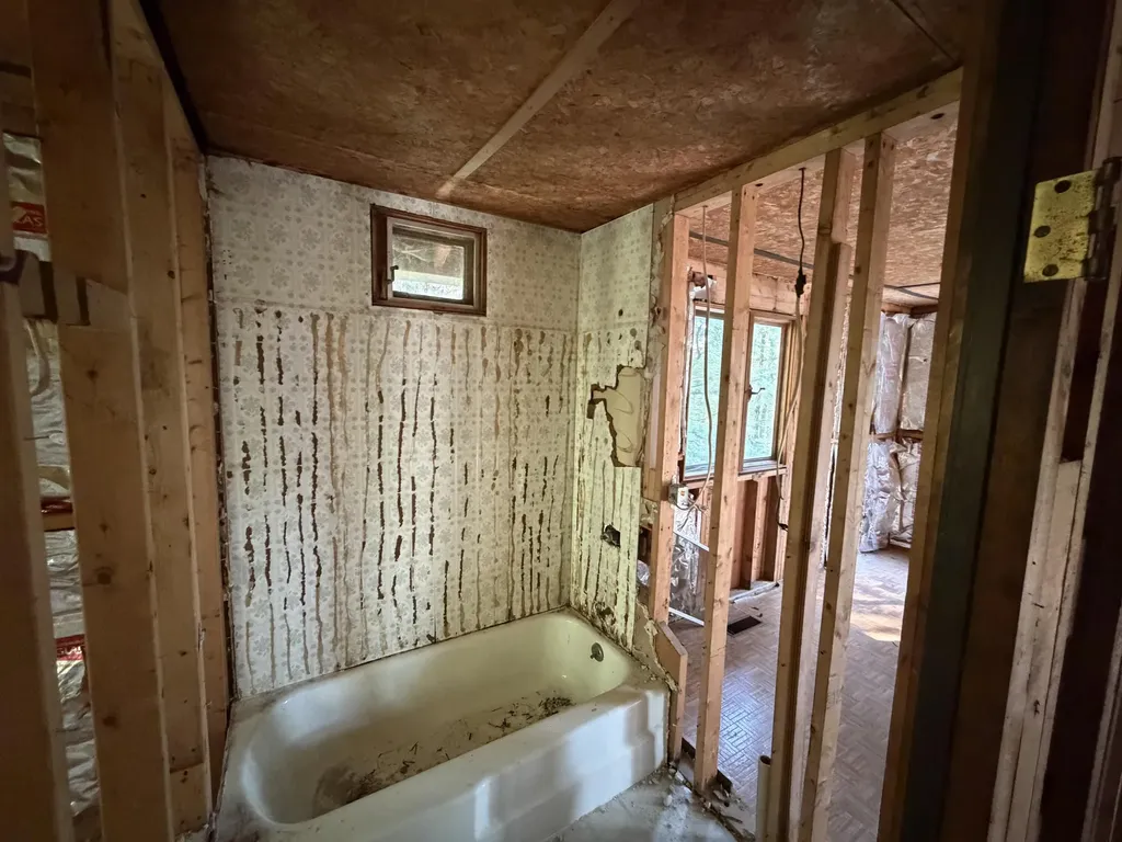 34 Spruce Lane Hollis ME 04042