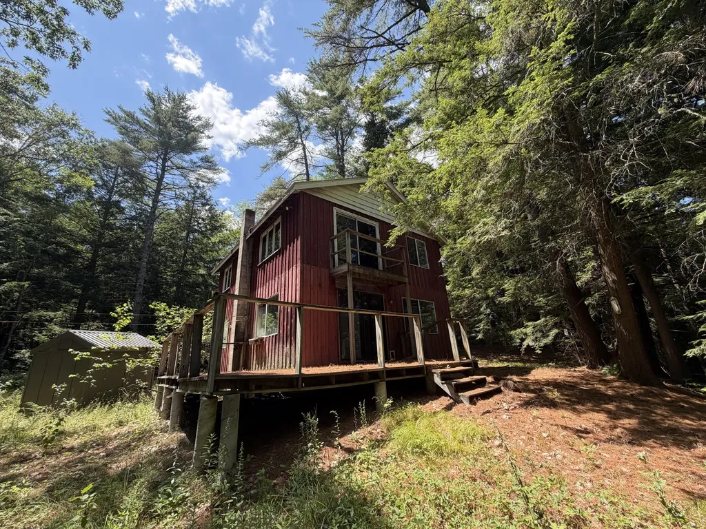 34 Spruce Lane Hollis ME 04042