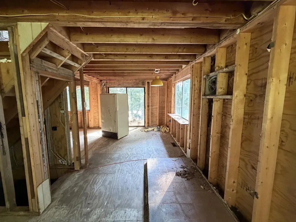 34 Spruce Lane Hollis ME 04042