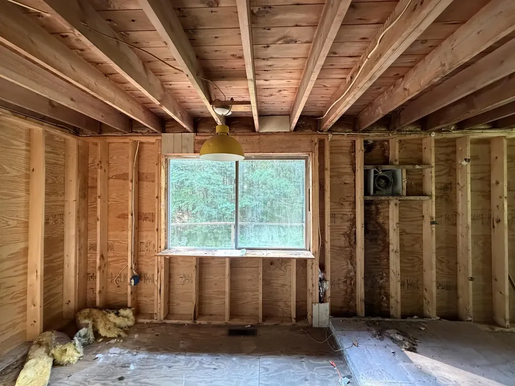34 Spruce Lane Hollis ME 04042