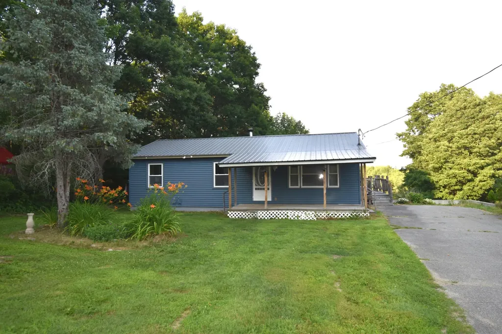 Newport ME, 59 Lunt Road