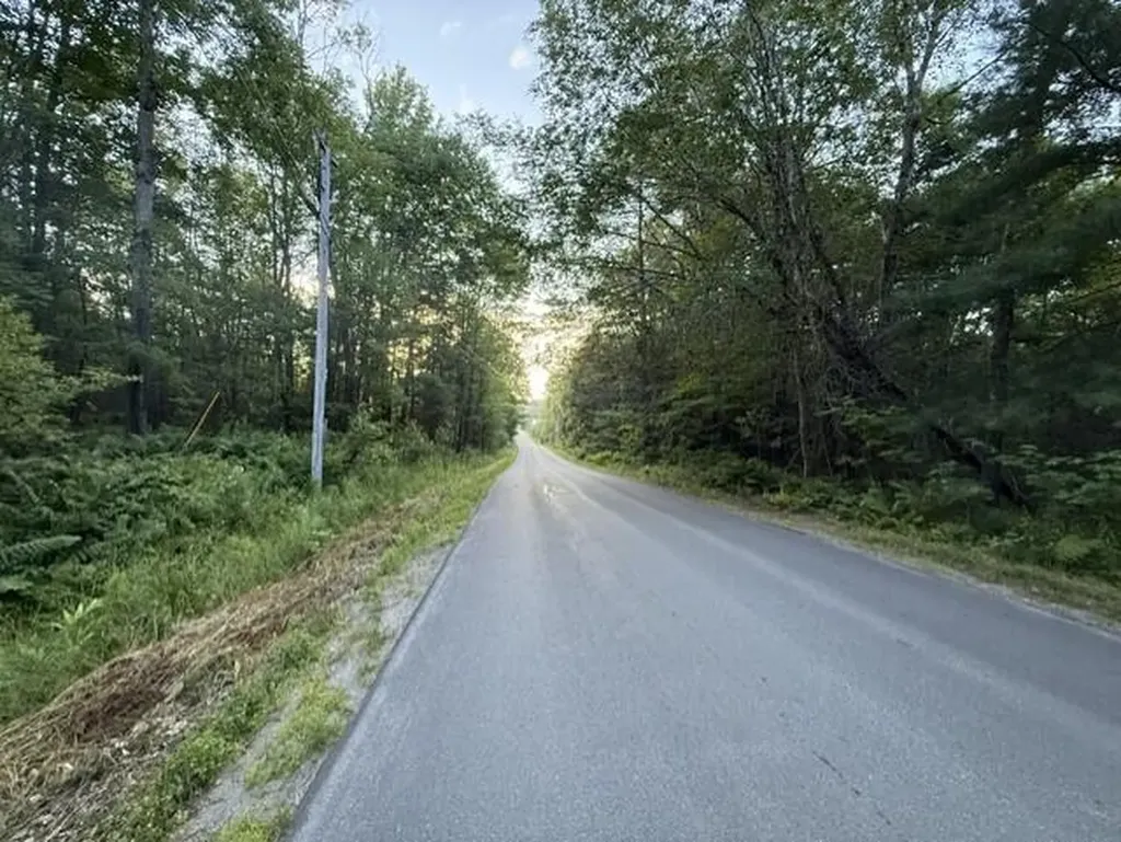 110 Calderwood Road Washington ME 04574