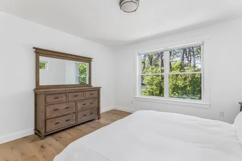 423 Seaside Avenue Saco ME 04072