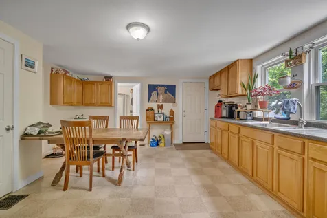 8 Thompson Street Lewiston ME 04240