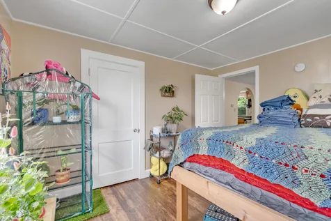 8 Thompson Street Lewiston ME 04240
