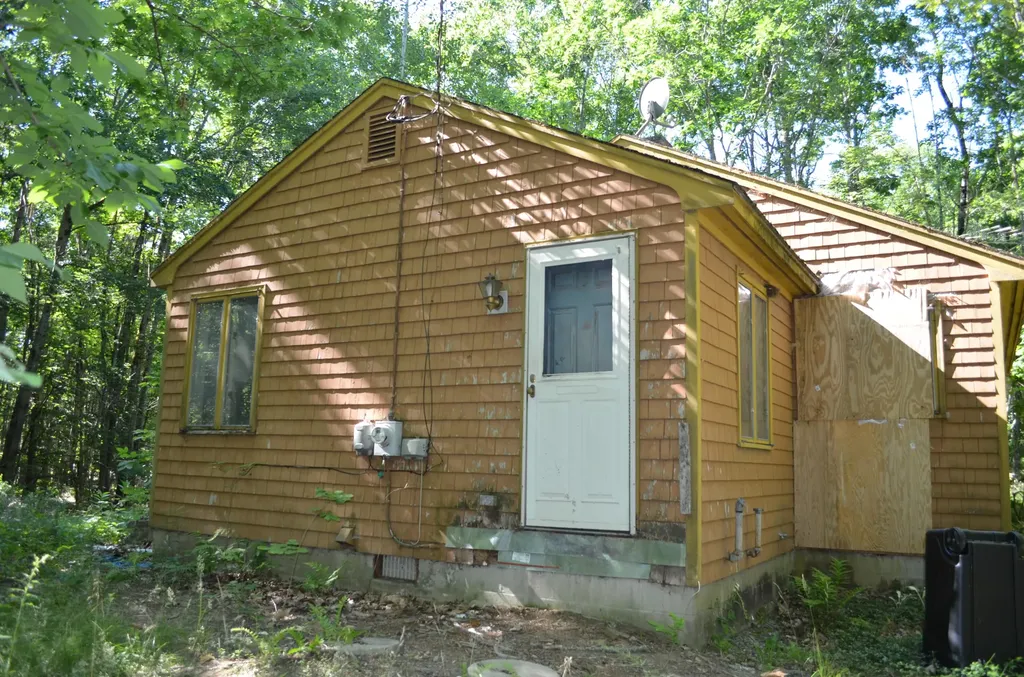 503 W Neck Road Nobleboro ME 04555
