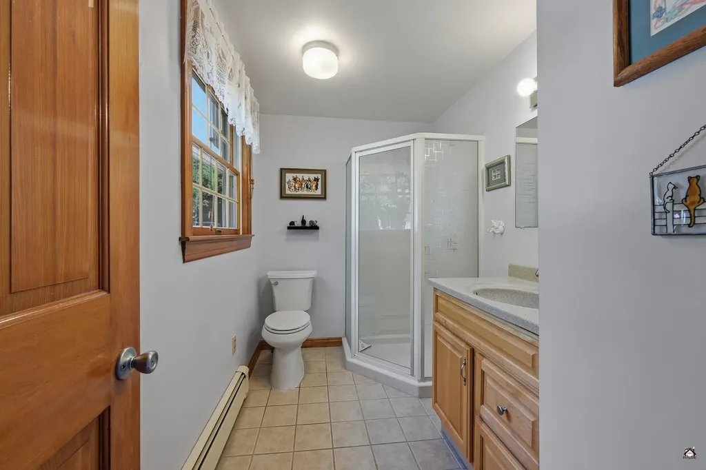 24 Smith Street Augusta ME 04330