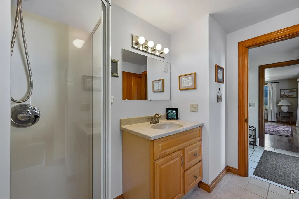 24 Smith Street Augusta ME 04330
