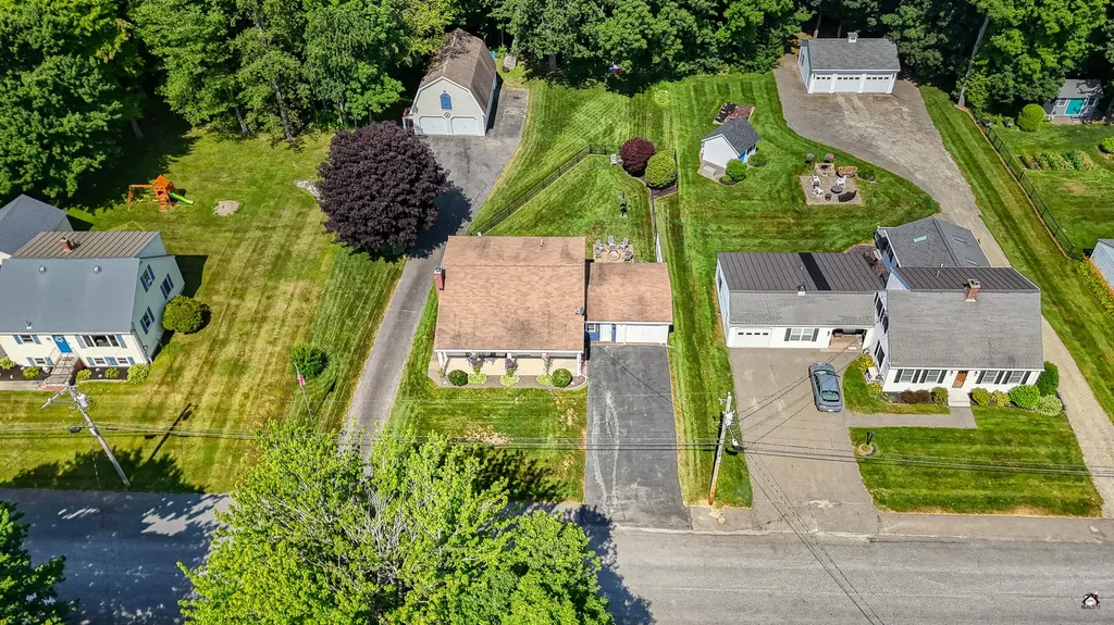 24 Smith Street Augusta ME 04330