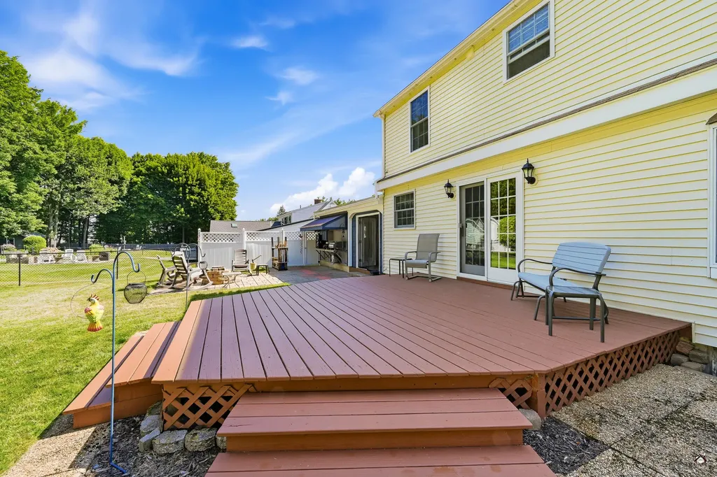 24 Smith Street Augusta ME 04330