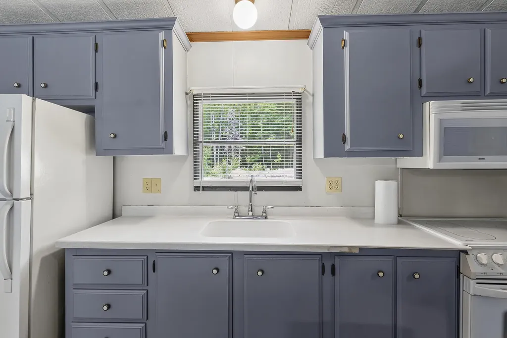 15 Donjon Lane Livermore Falls ME 04254