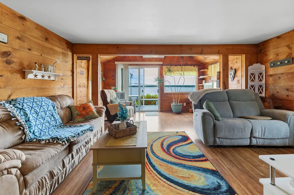 1069 Newbury Neck Road Surry ME 04684