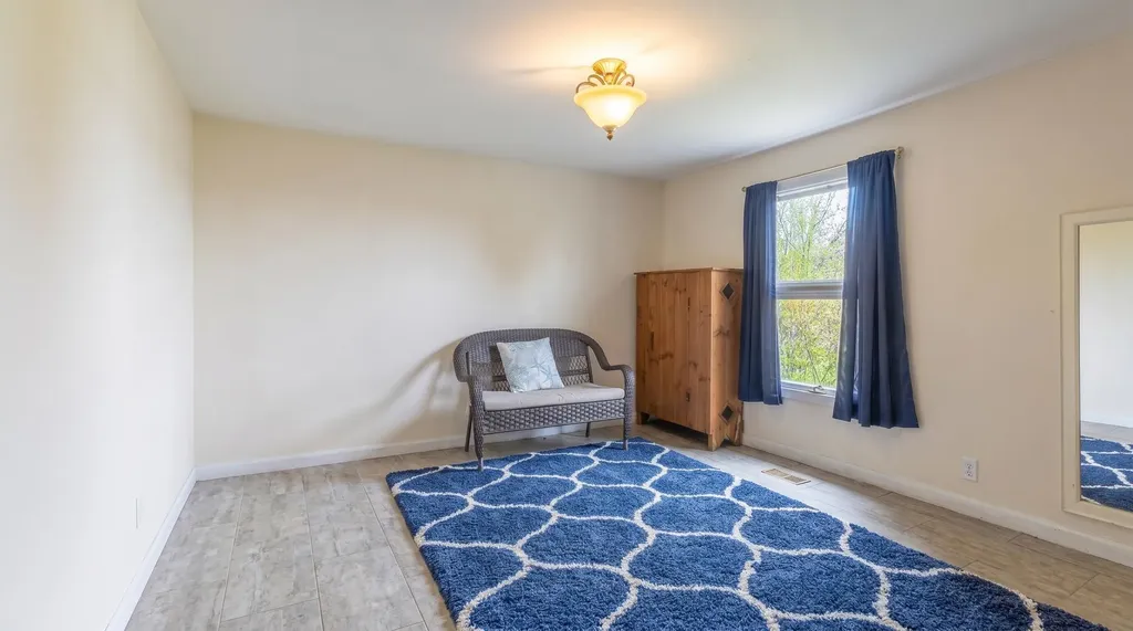 1069 Newbury Neck Road Surry ME 04684