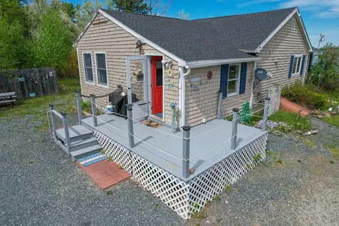 1069 Newbury Neck Road Surry ME 04684