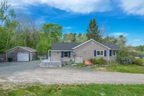 1069 Newbury Neck Road Surry ME 04684