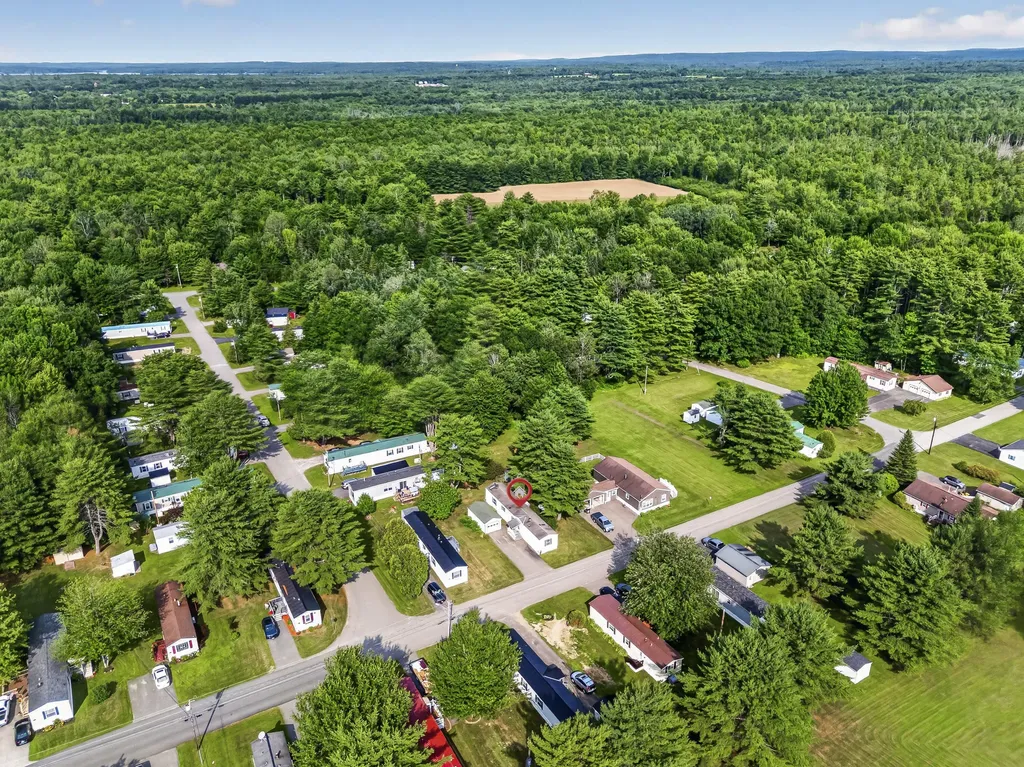 23 Karen Street Palmyra ME 04965