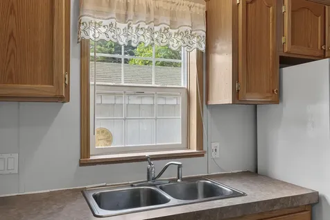 23 Karen Street Palmyra ME 04965