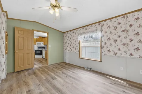23 Karen Street Palmyra ME 04965