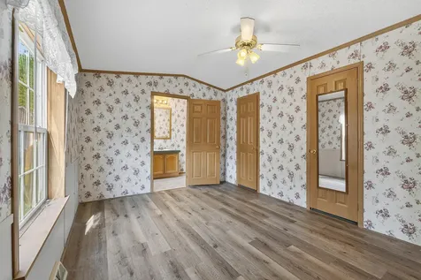 23 Karen Street Palmyra ME 04965