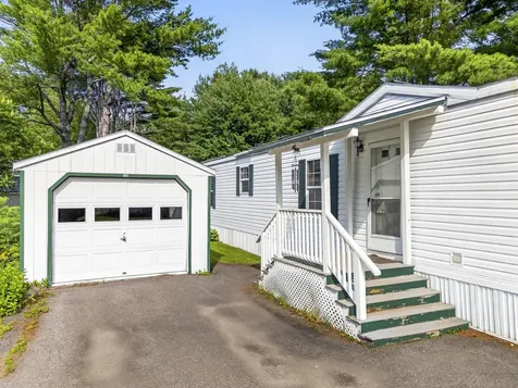 23 Karen Street Palmyra ME 04965