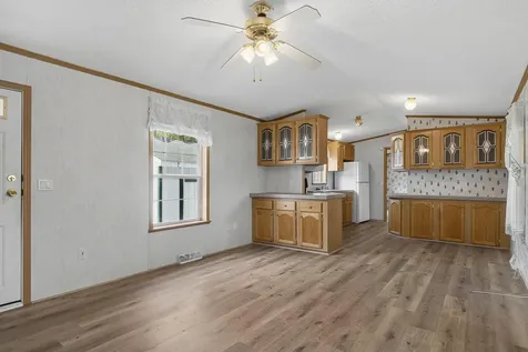 23 Karen Street Palmyra ME 04965