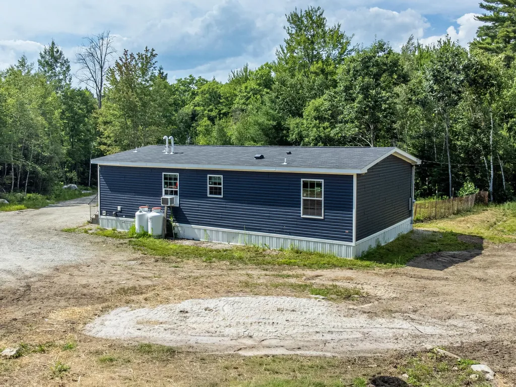 32 Hussey Road Parsonsfield ME 04047