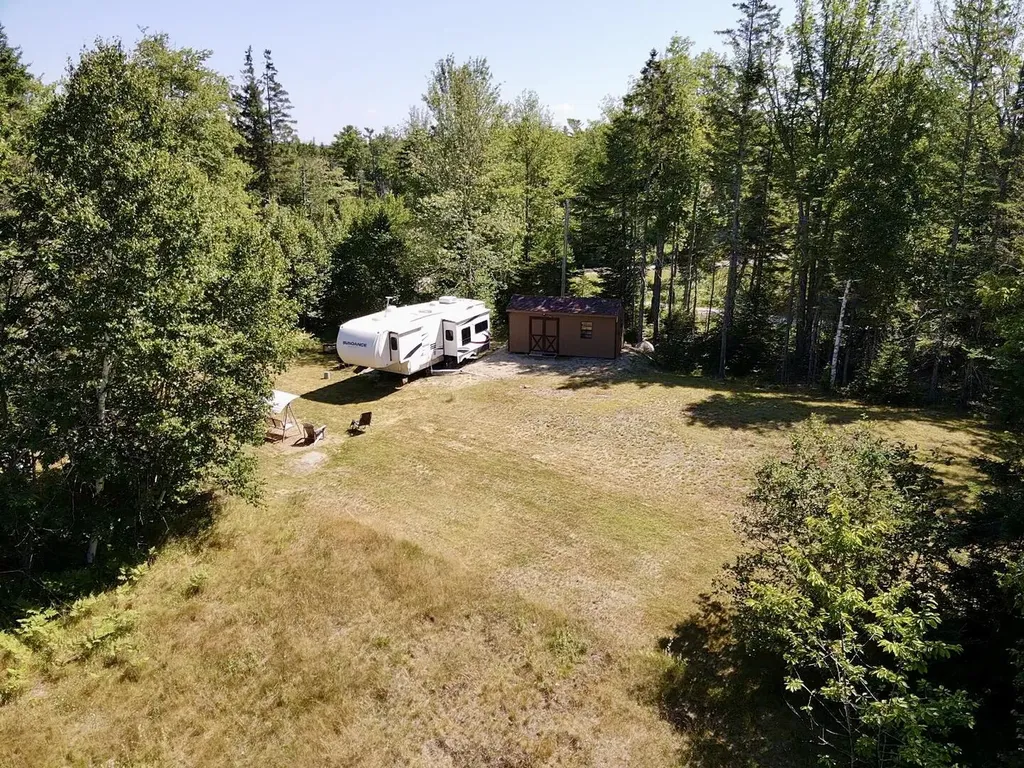 15 Eagle Point Way Trenton ME 04605