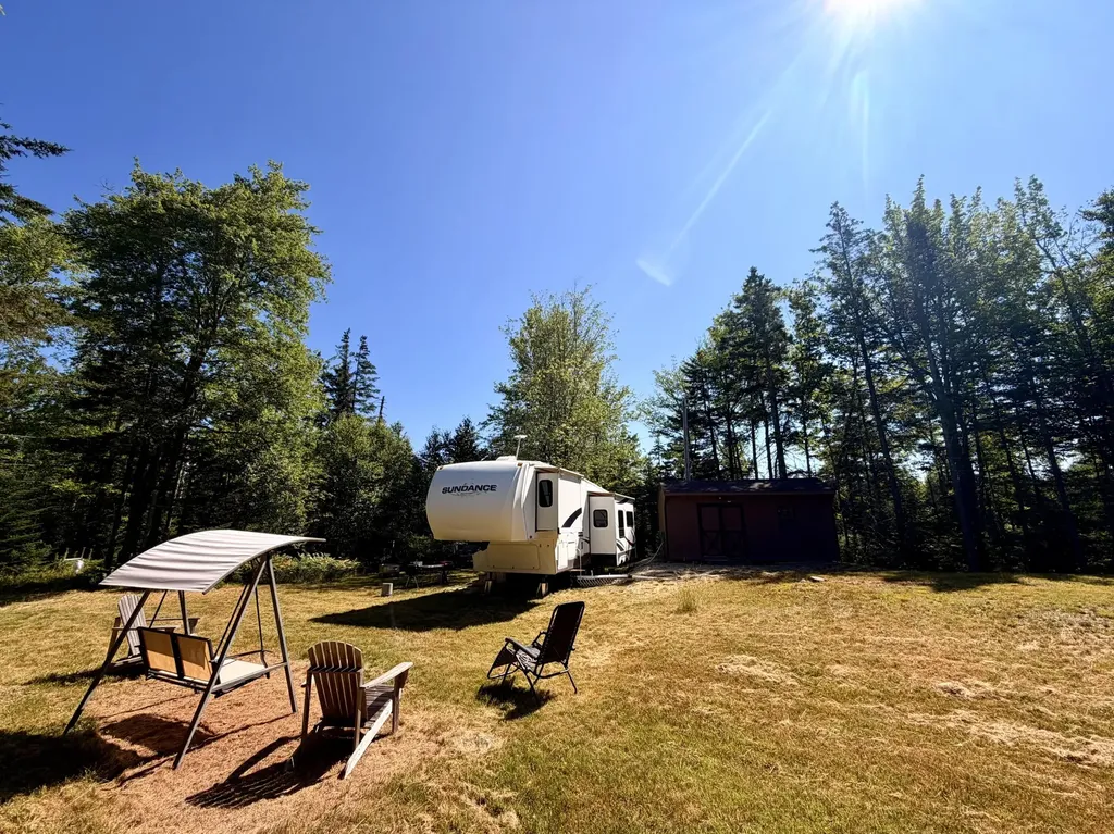 15 Eagle Point Way Trenton ME 04605