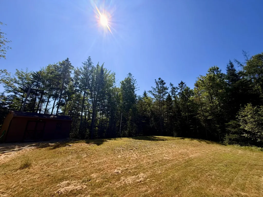 15 Eagle Point Way Trenton ME 04605