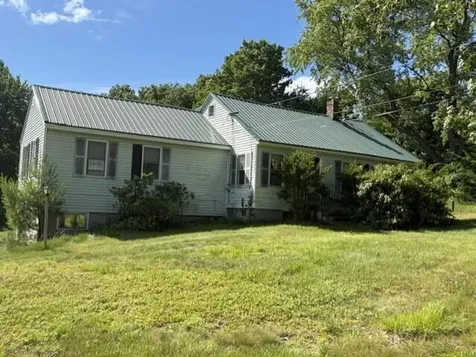 1077 Chadbourne Road Standish ME 04084