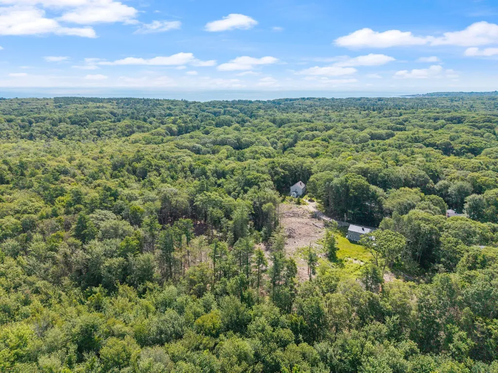 5 Davcarley Road Cape Elizabeth ME 04107