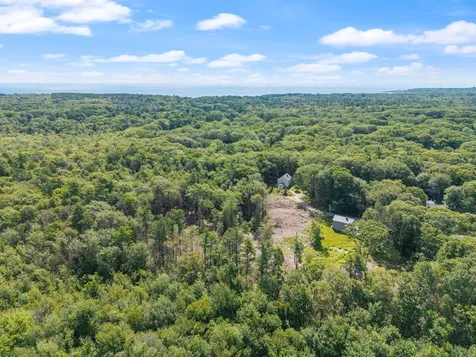 5 Davcarley Road Cape Elizabeth ME 04107