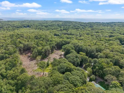 5 Davcarley Road Cape Elizabeth ME 04107