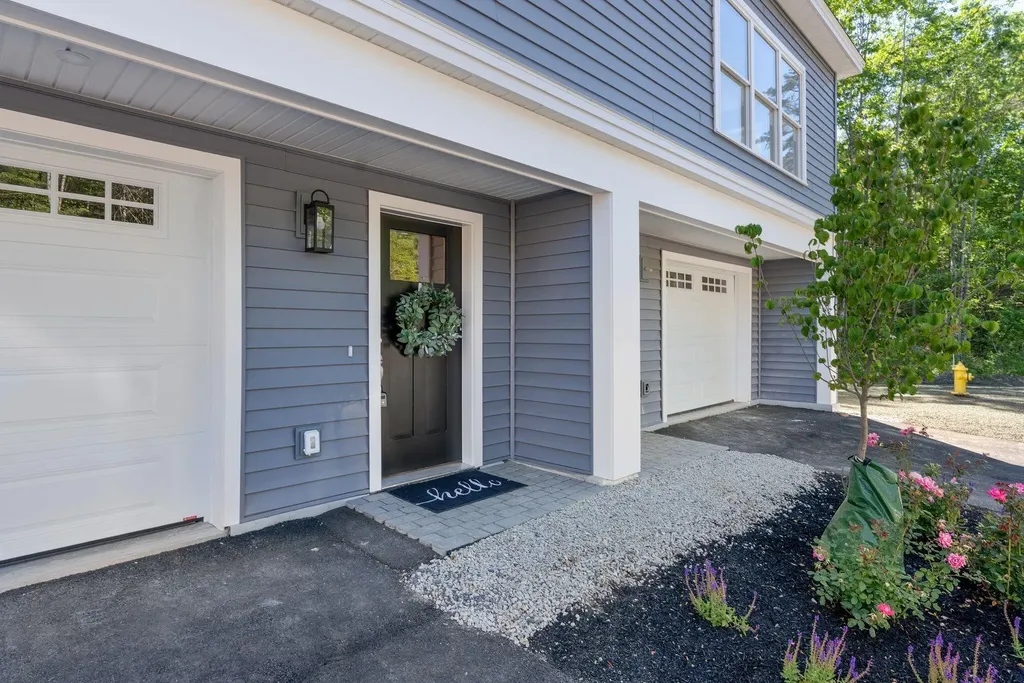 14 Creekside Court Kennebunk ME 04043