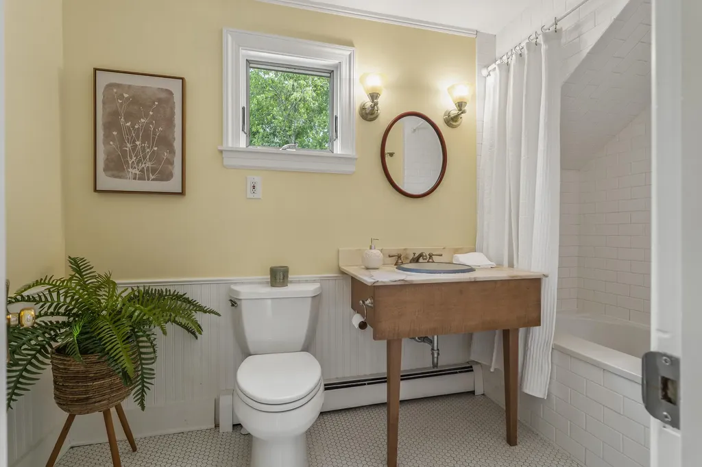 25 Deblois Street Portland ME 04103