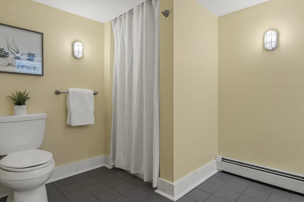 25 Deblois Street Portland ME 04103