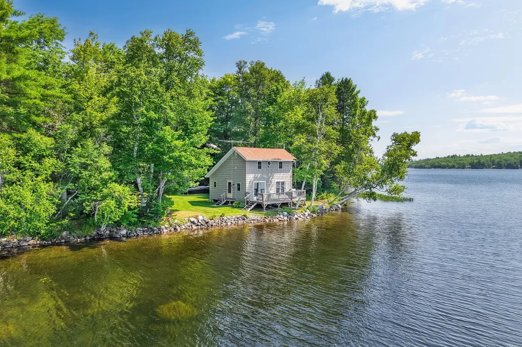 5 Anglers Way Mayfield Twp ME 04942