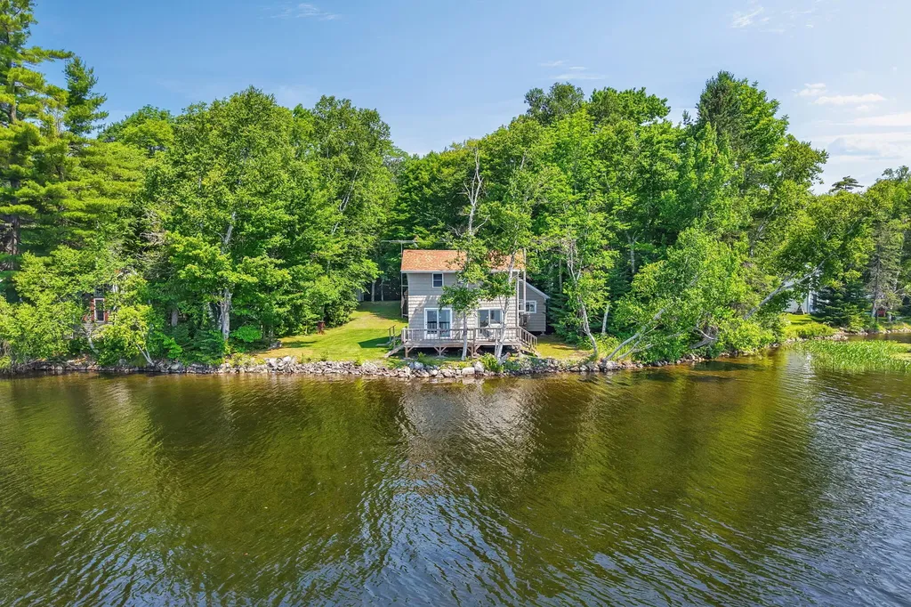 5 Anglers Way Mayfield Twp ME 04942