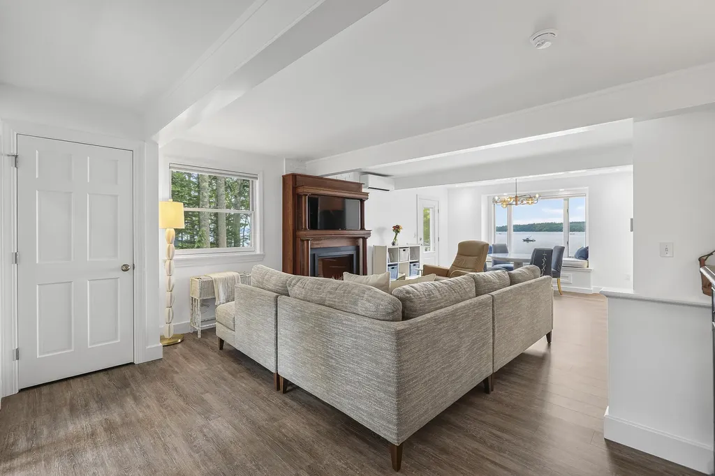 14 Merganser Way Freeport ME 04032