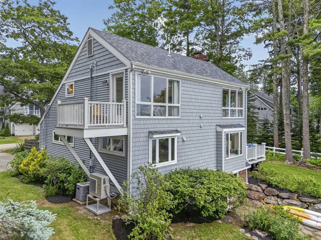 14 Merganser Way Freeport ME 04032