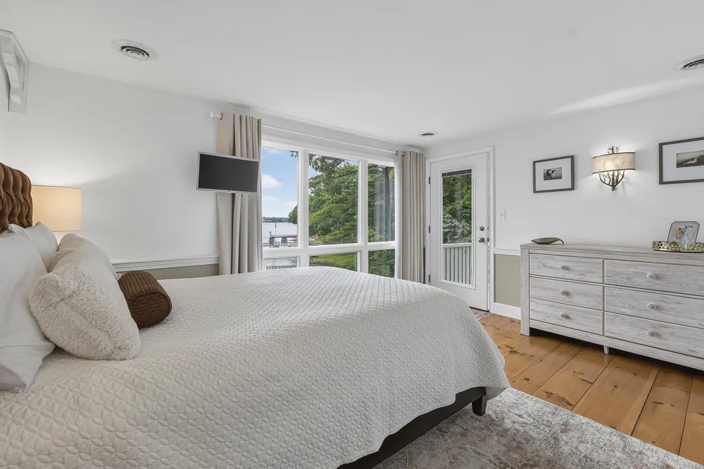 14 Merganser Way Freeport ME 04032