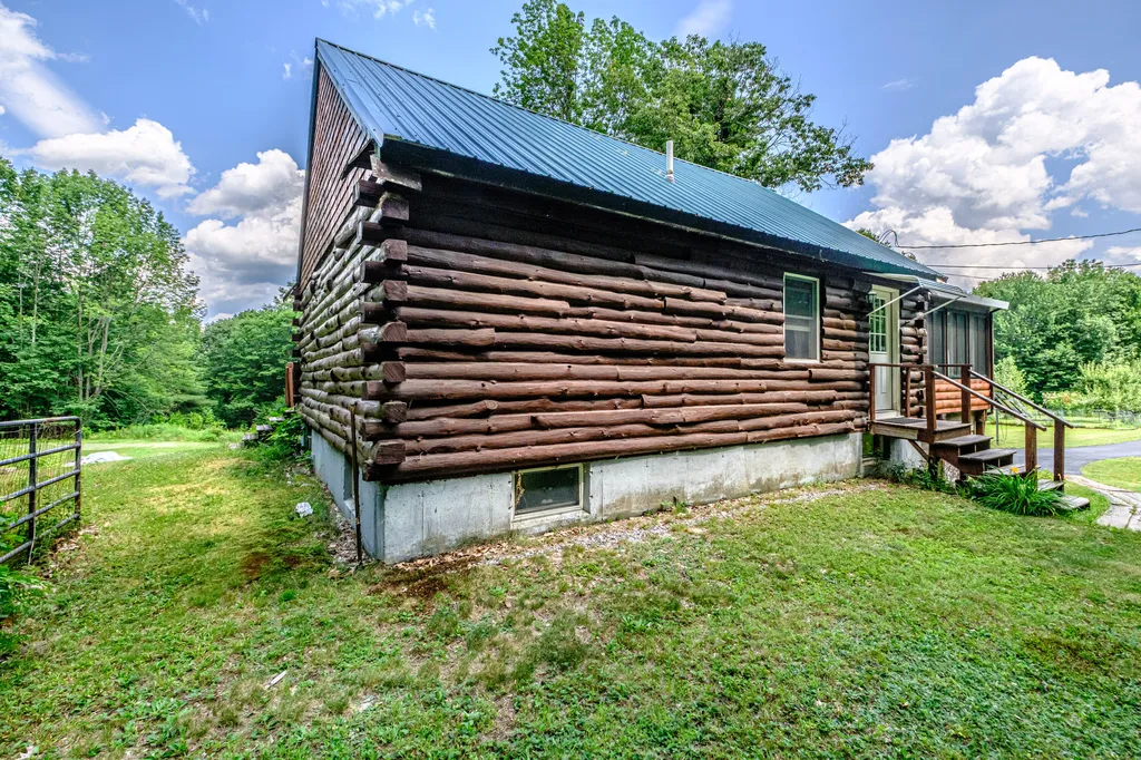 922 Edes Falls Road Harrison ME 04040