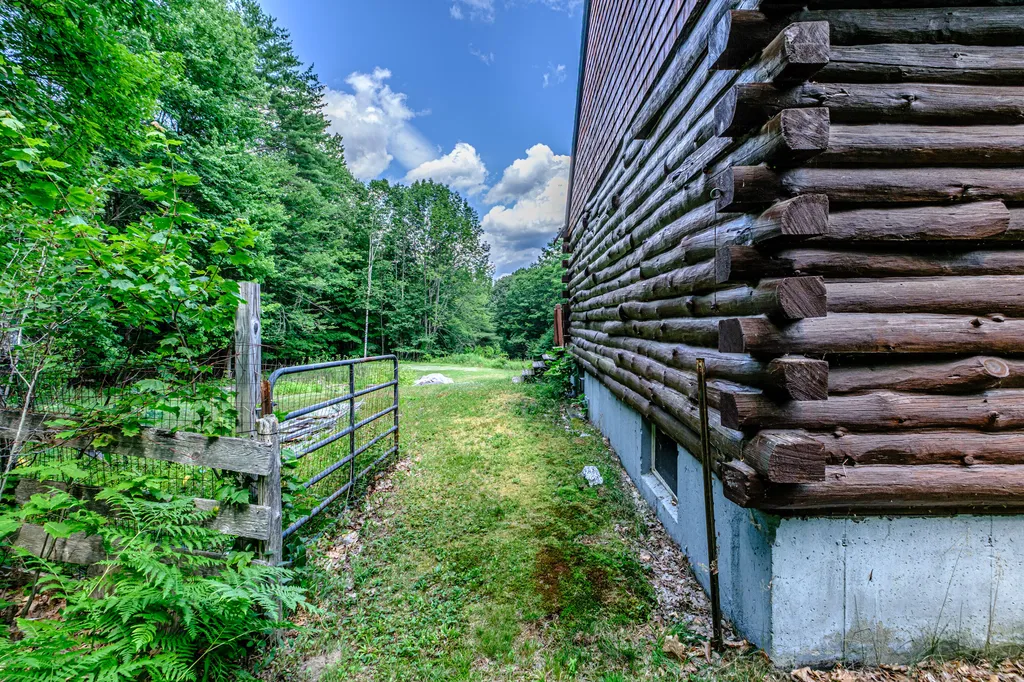 922 Edes Falls Road Harrison ME 04040