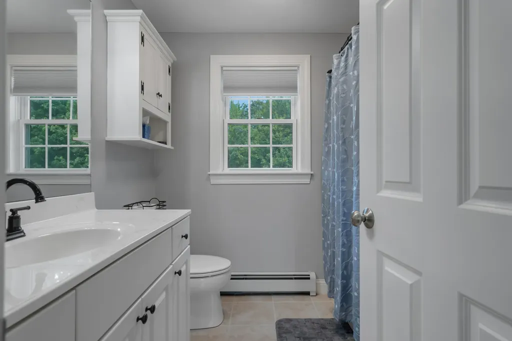 6 Little Ossipee Landing Waterboro ME 04061